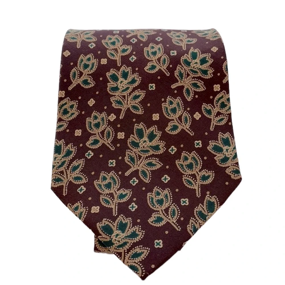 Giorgio Armani Cravette Vintage Men’s Silk Tie. Burgandy w/flowers. EUC